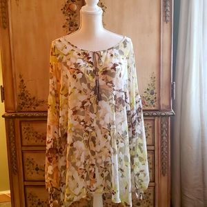 Lane Bryant Floral Top Blouse Light Airy Long Sleeves Spring Summer 26/28